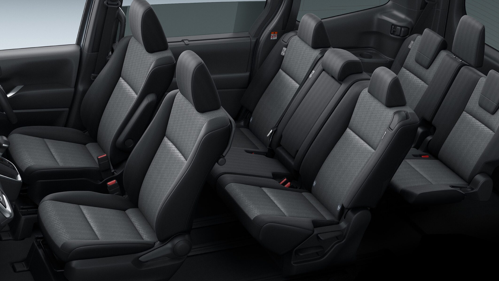 ヴォクシー車内